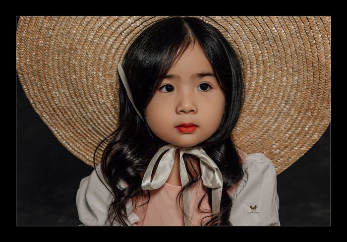 Ảnh mẫu 2 - Lee BabyConcept: Ánh mắt thiên thần