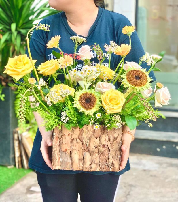 Hình ảnh 2: Phong cách cắm hoa đầy nghệ thuật tại B-Flower