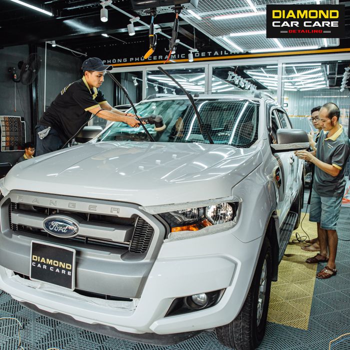 Khoảnh khắc chuyên nghiệp tại Diamond Car Care