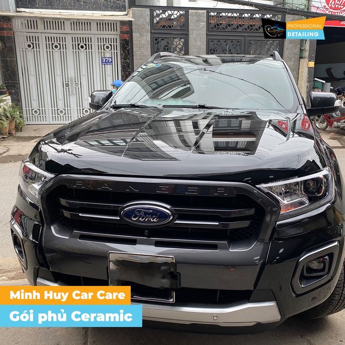 Không gian làm việc chuyên nghiệp tại Minh Huy Car Care