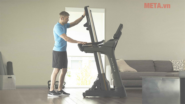 Máy chạy bộ Matrix TF50 XR