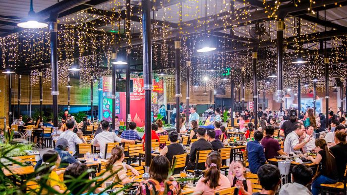 Không gian ấn tượng tại WOW Buffet - BBQ & Beer