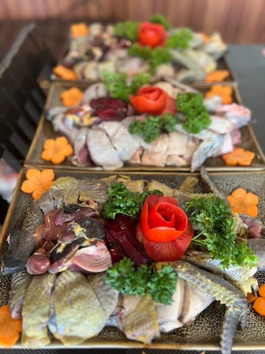 Món ăn tại nhà hàng - Ảnh 2