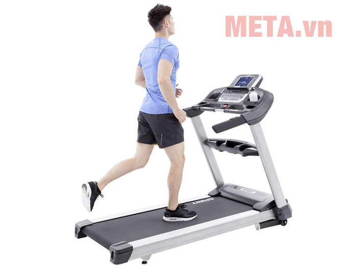 Máy chạy bộ Spirit XT-685