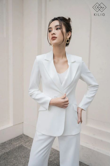BST vest công sở tinh tế từ KILIG - sự lựa chọn hoàn hảo cho nàng hiện đại