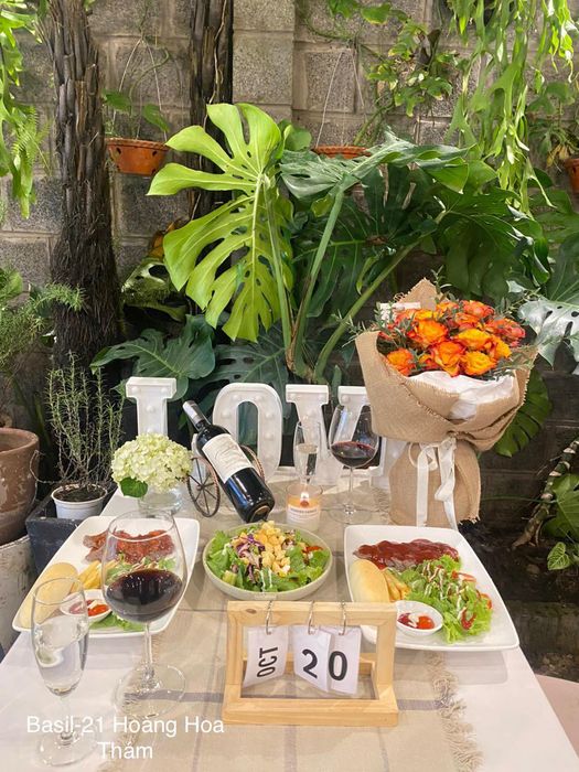 Không gian sang trọng tại Res Beefsteak