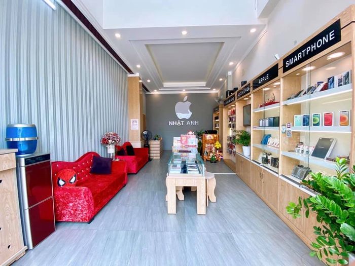 Không gian trưng bày sản phẩm tại Nhật Anh Mobile