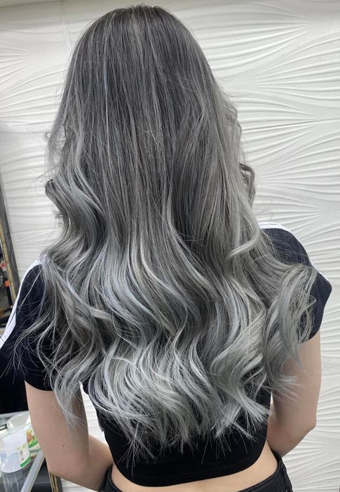 Không gian hiện đại tại Hair Styles Zinh