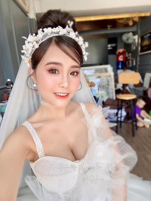 Vẻ đẹp tự nhiên của cô dâu tại Áo Cưới Hana