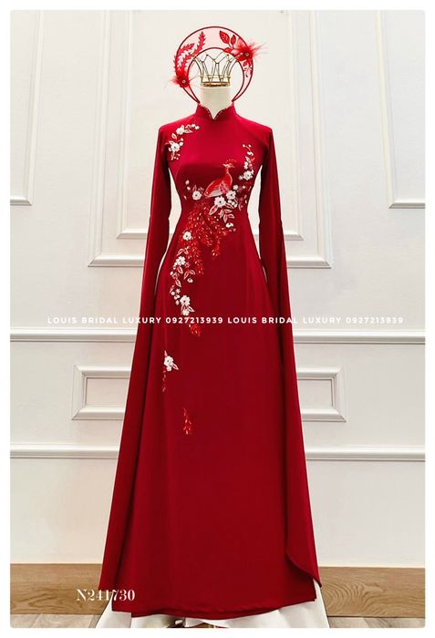 Không gian trưng bày ấn tượng tại Louis Bridal Luxury