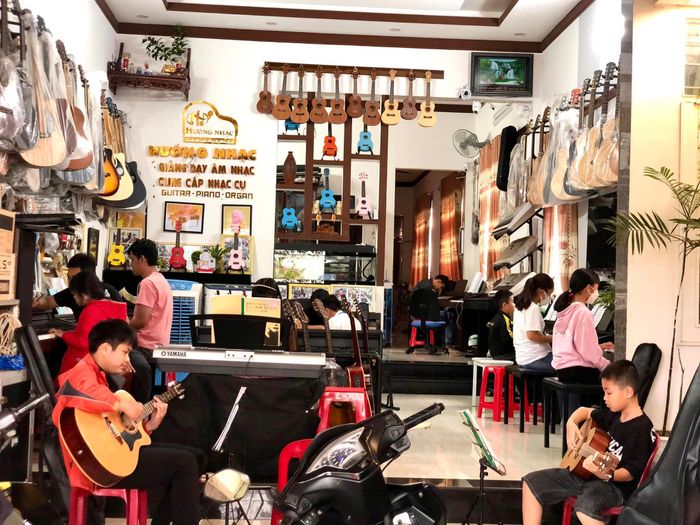 Trung tâm âm nhạc Hướng Nhạc hình ảnh 2