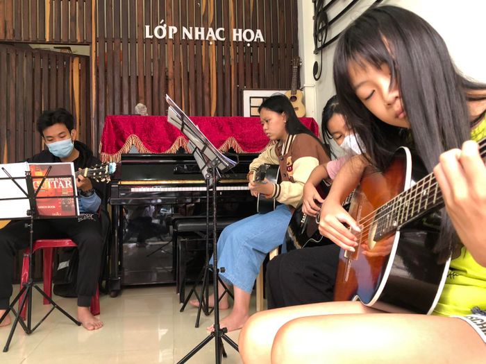 Lớp Nhạc Họa T&T hình ảnh 1
