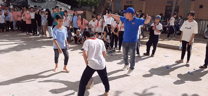 Khoảnh khắc đáng nhớ trong các hoạt động ngoại khóa của thầy trò THCS Bùi Thị Xuân