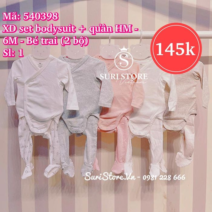 Không gian mua sắm sang trọng tại Suri Store