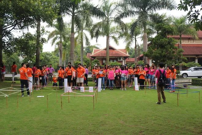 Khoảnh khắc vui vẻ trong các chương trình team building của Viet Link Event