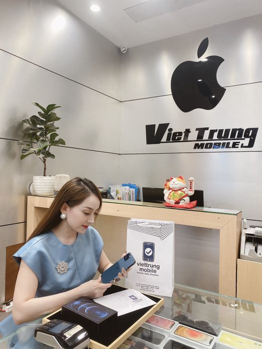 Hình ảnh cửa hàng Việt Trung Mobile