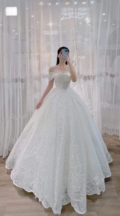 LINH ĐAN BRIDAL – Khoảnh khắc váy cưới lộng lẫy – Góc nhìn 3