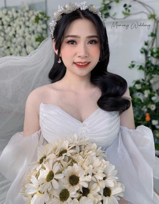 Khoảnh khắc tỏa sáng của cô dâu tại Hậu Còii Make Up