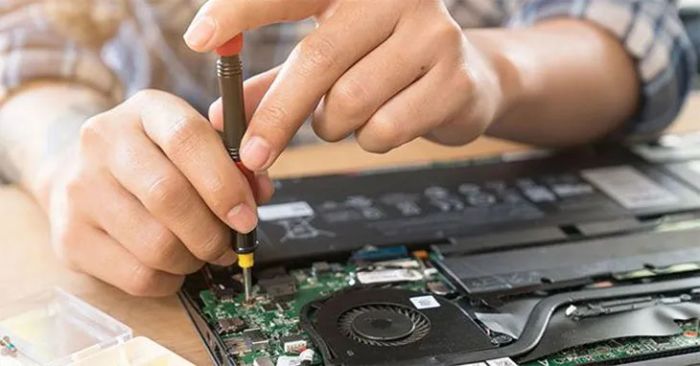 Hệ thống máy móc hiện đại tại Sửa Laptop Cần Thơ