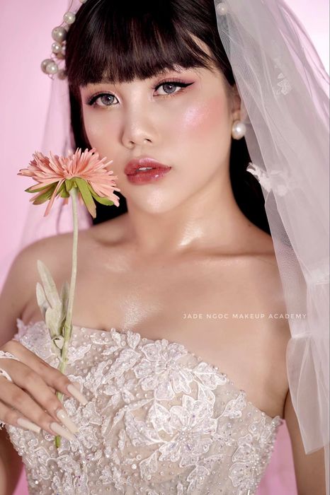 Khoảnh khắc tỏa sáng của cô dâu tại Jade Ngọc Academy