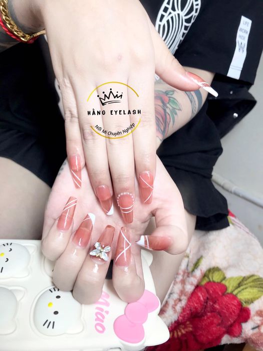 Hằng Beauty Academy qua góc nhìn nghệ thuật - Ảnh 2 chân thực về không gian đào tạo và sáng tạo trong lĩnh vực làm đẹp.