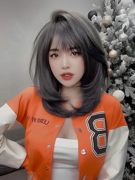 Không gian hiện đại và các mẫu tóc layer đẹp tại Sinh Anh Hair Salon