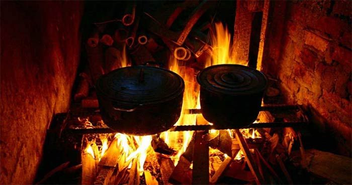 Hình ảnh minh họa số 1 - Bếp lửa ấm áp tình bà cháu
