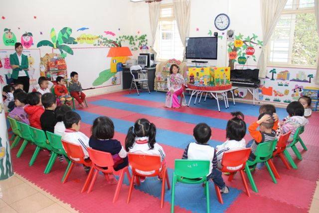 Khoảnh khắc học tập đầy hứng khởi của các bé tại Trường Mầm non Tuổi Hoa