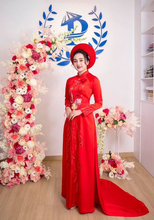 Không gian trưng bày sang trọng tại Áo dài Phạm