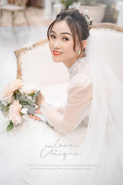 Khoảnh khắc rạng rỡ của cô dâu tại Victoria