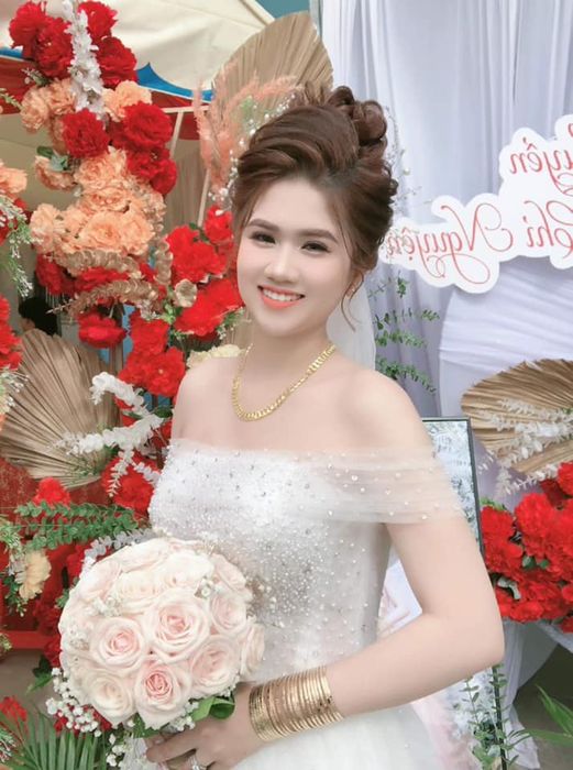 Khoảnh khắc tỏa sáng cùng Anh Nguyễn Bridal (Ảnh 2)