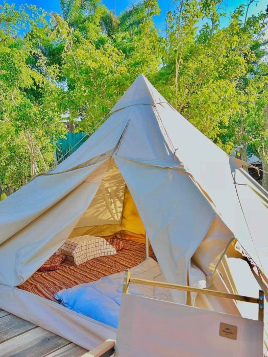 Không gian glamping sang trọng giữa rừng tại Cốm Camp