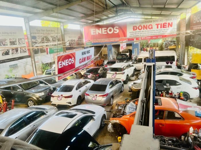 Hệ thống thiết bị hiện đại tại Garage Đồng Tiến