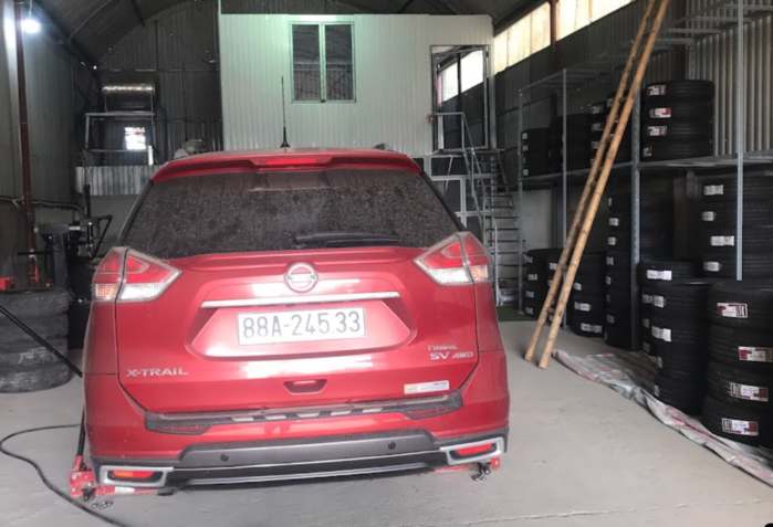 Hình ảnh thực tế Nhà phân phối lốp Milestar & Advenza Kỳ Sơn