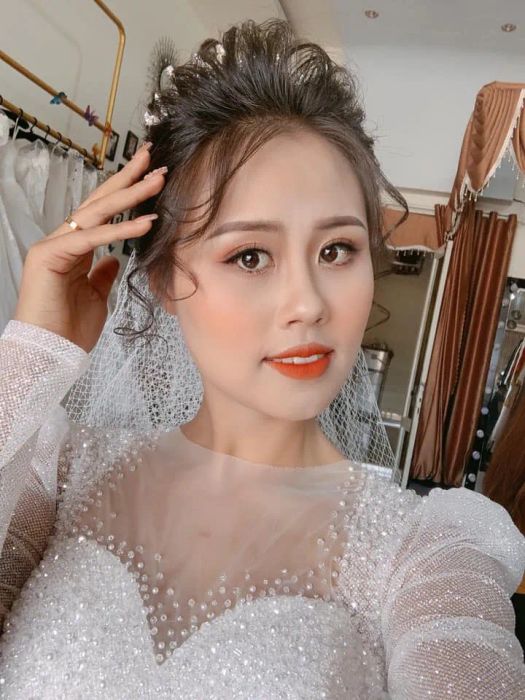 Hình ảnh tác phẩm trang điểm cô dâu đẹp tựa thiên thần - Studio Dạ Lý