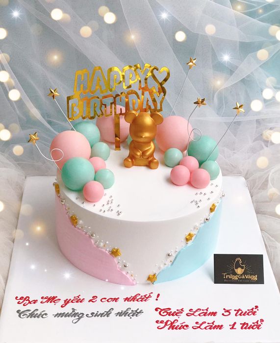 Bộ sưu tập bánh kem nghệ thuật đặc sắc tại Trứng Gà Vàng Bakery