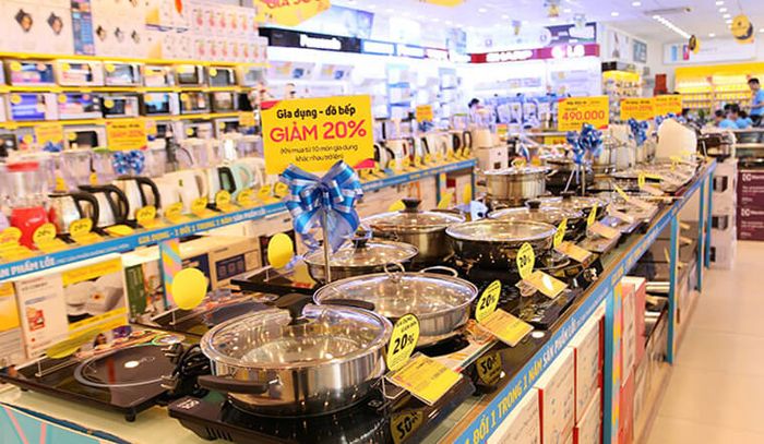 Không gian trưng bày hiện đại tại Điện Máy Xanh