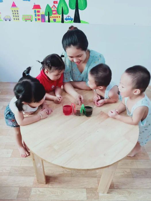 Giờ học ngoại khóa đầy hứng khởi của các bé tại Trường Mầm non Bé Thông Minh