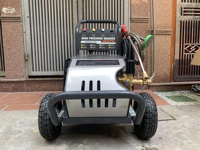 Máy rửa xe Lutian ảnh 1