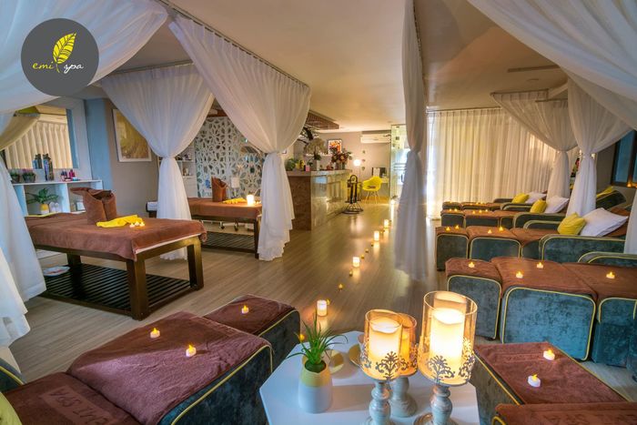 Không gian trị liệu cao cấp tại Emi Spa