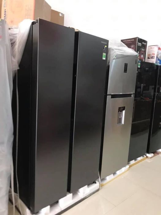 Không gian mua sắm hiện đại tại Siêu Thị Điện Máy Hiền Quý