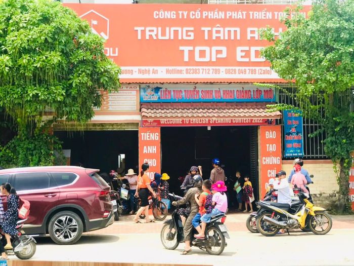 Hình ảnh lớp học tại Anh ngữ Top Edu