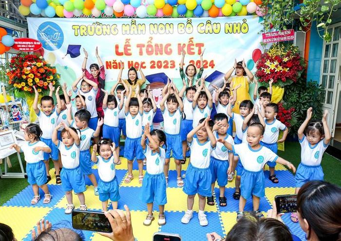 Hình ảnh hoạt động vui chơi tại Trường Mầm Non Bồ Câu Nhỏ