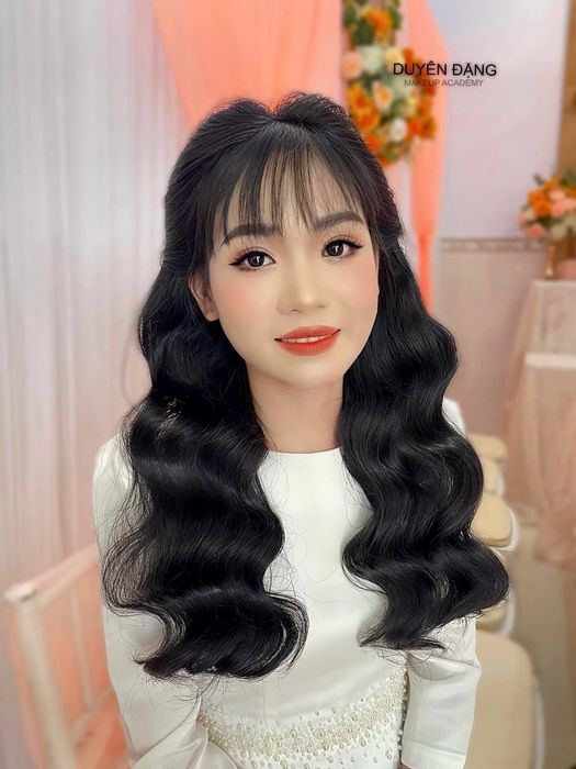 Bộ sưu tập hình ảnh cô dâu lộng lẫy từ Duyên Đặng Makeup Academy