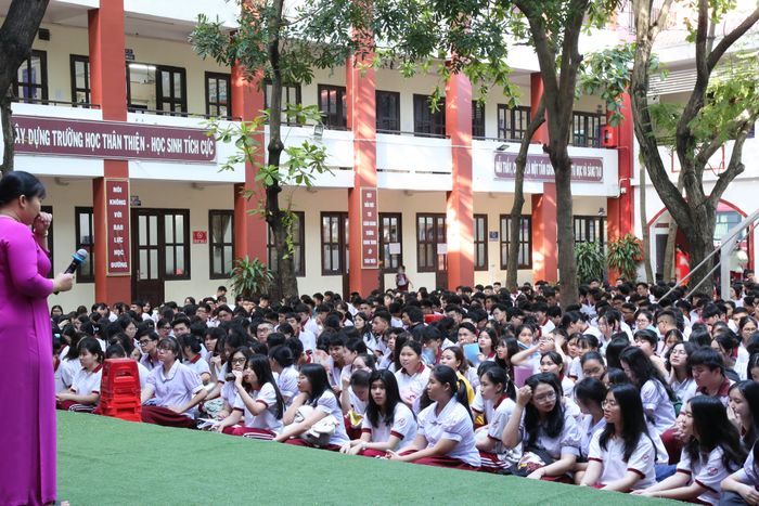 Hình ảnh Trường Ngô Thời Nhiệm - Khuôn viên xanh mát