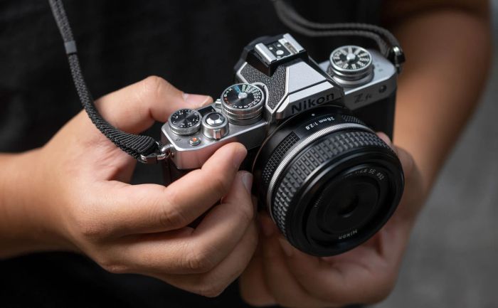 Máy Ảnh Nikon - Hình Ảnh 2