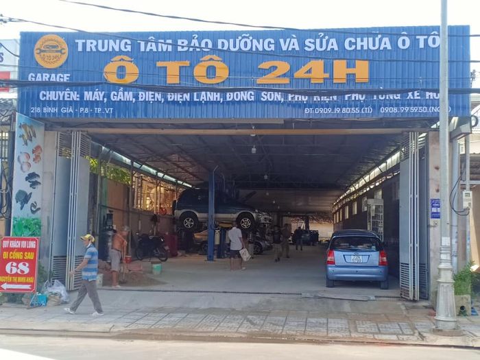 Hình ảnh hệ thống máy móc hiện đại tại Garage Ô Tô 24H