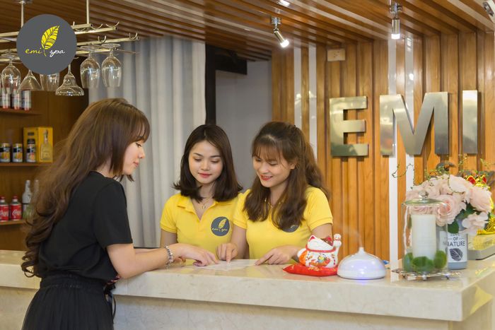Không gian hiện đại và sang trọng tại Emi Spa