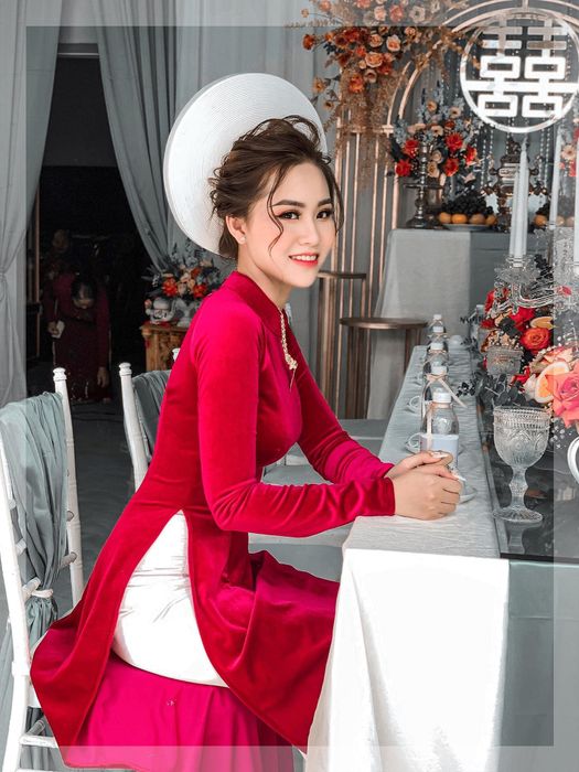 Bộ sưu tập hình ảnh cô dâu lộng lẫy từ KTIEN Makeup Academy