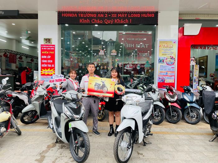 Ảnh 3 của Hệ thống HEAD Trường An - Xe Máy Long Hưng